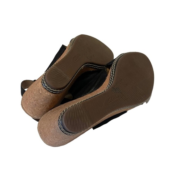 Women’s CLARKS Helio Float Nubuck Black Slingback Wedges Sandals Shoes - Picture 6 of 7